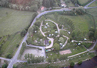 Camping Champ de Sioule - Jenzat